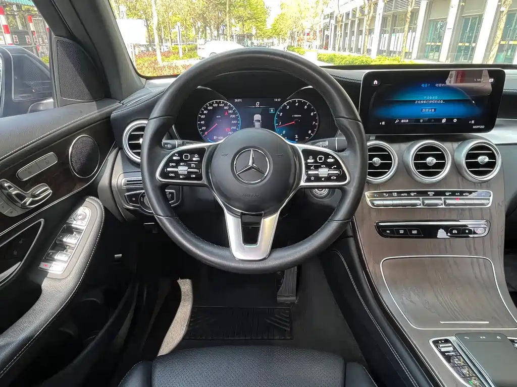 Mercedes-Benz GLC 2021 — фото 11