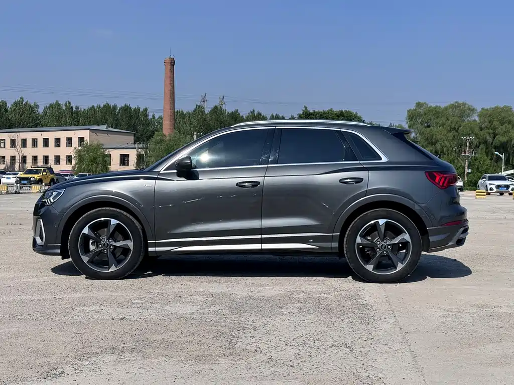 Audi Q3 2023