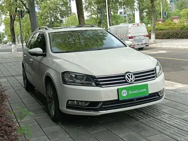 Volkswagen Magotan 2015