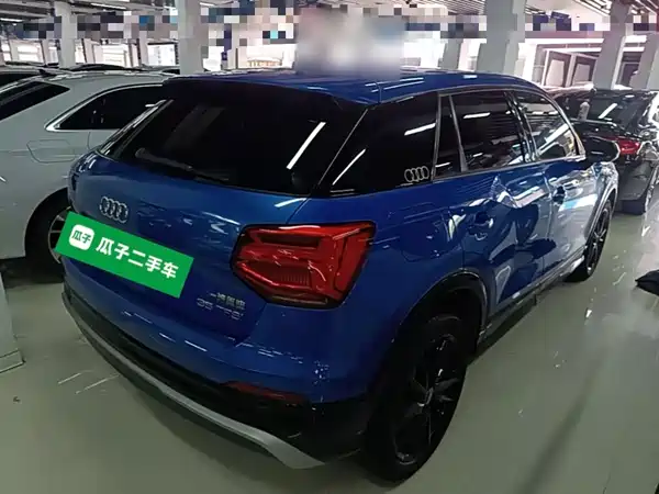 Audi Q2L 2020
