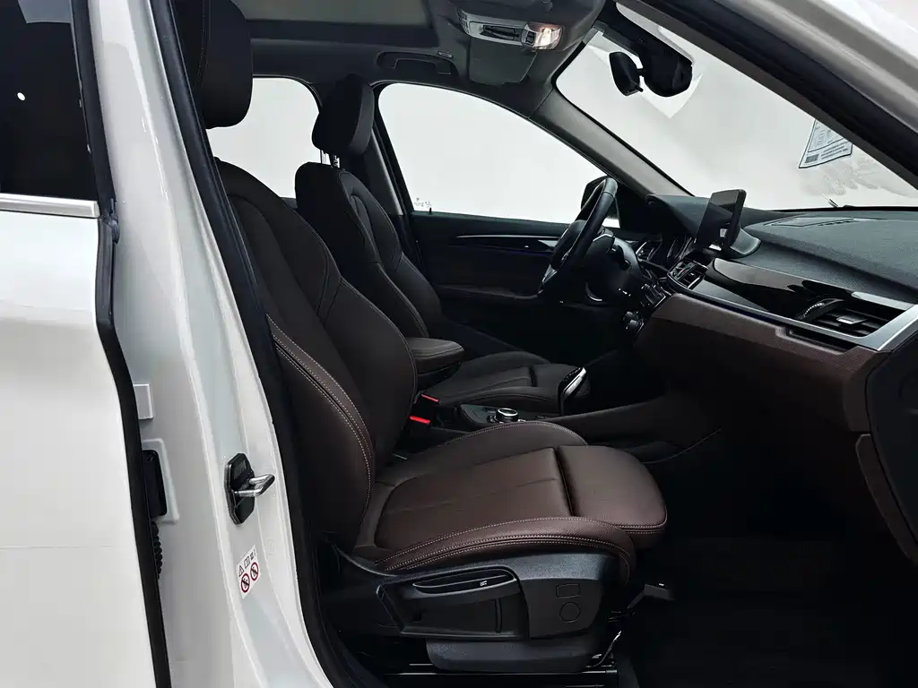BMW X1 2022 — фото 16