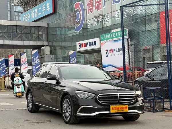 Mercedes-Benz E-Class 2023