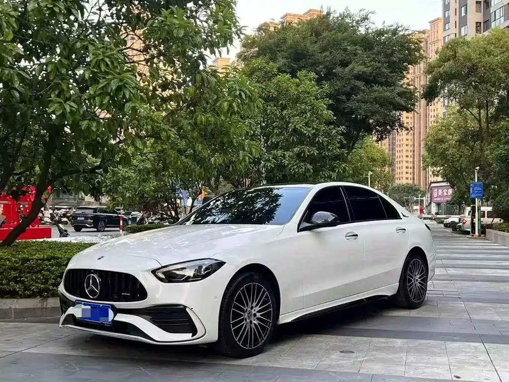 Mercedes-Benz C-Class 2022