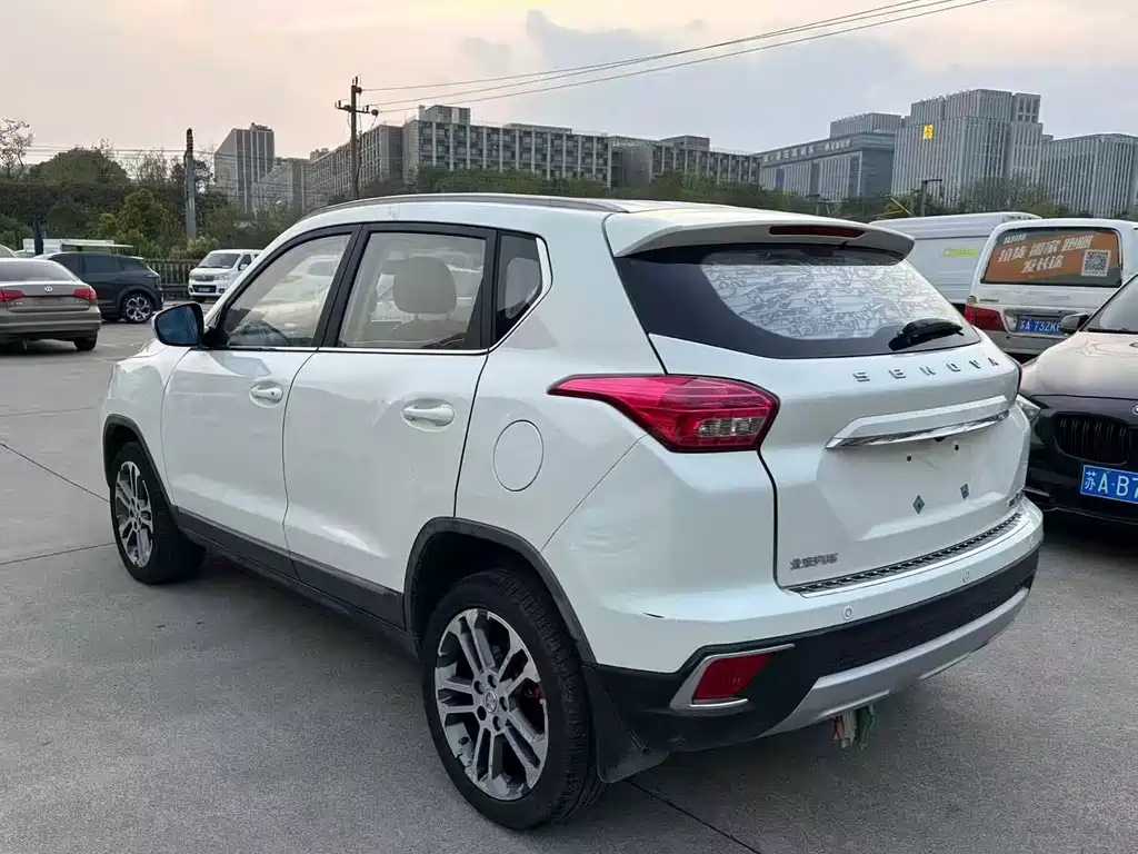 BAIC Senova X35 2016 — фото 9