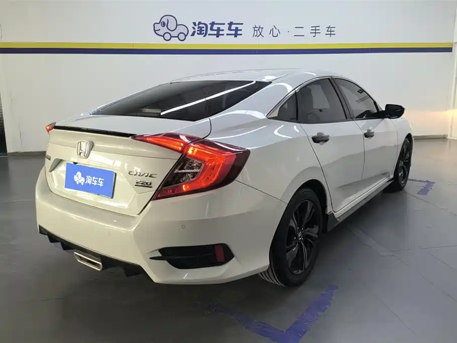 Honda Civic 2020 — фото 3