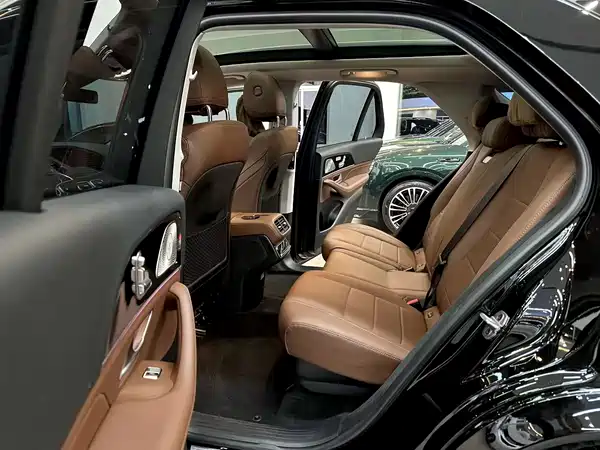 Mercedes-Benz GLE 2025
