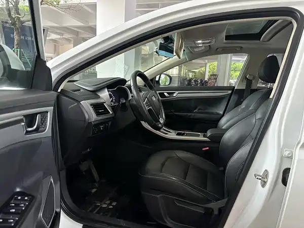 Geely Emgrand GL 2017