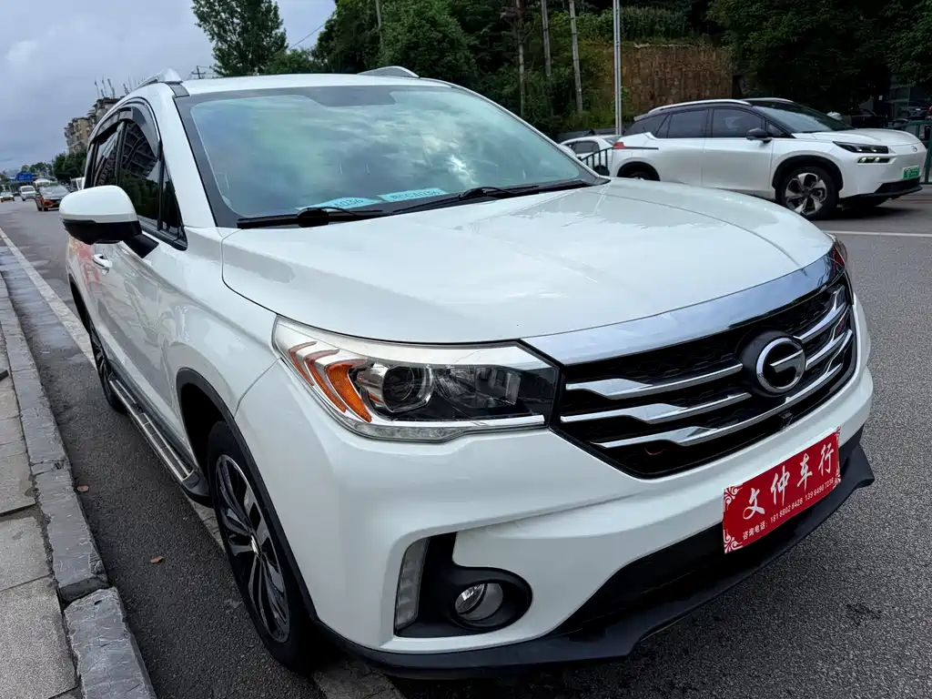 GAC Motor Trumpchi GS4 2017 — фото 3