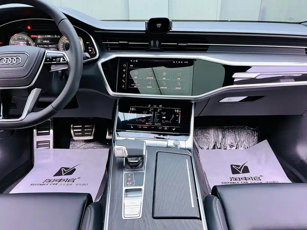 Audi A6L 2025 — фото 11