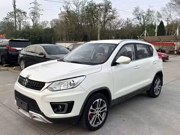 BAIC Shenbao X35 2016