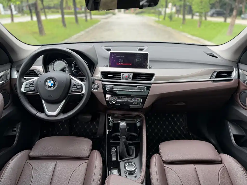 BMW X1 2019 — фото 15