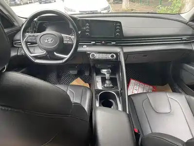 Hyundai Elantra 2020