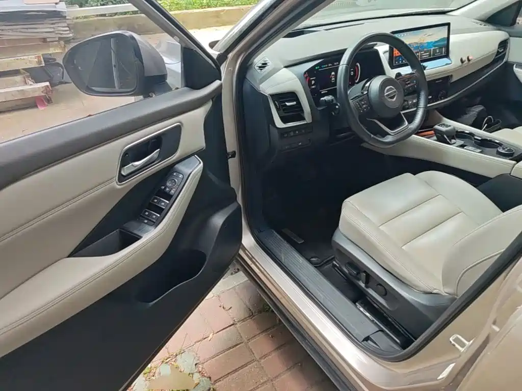 Nissan X-Trail 2021 — фото 12