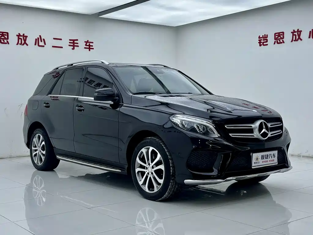 Mercedes-Benz GLE 2017 — фото 4