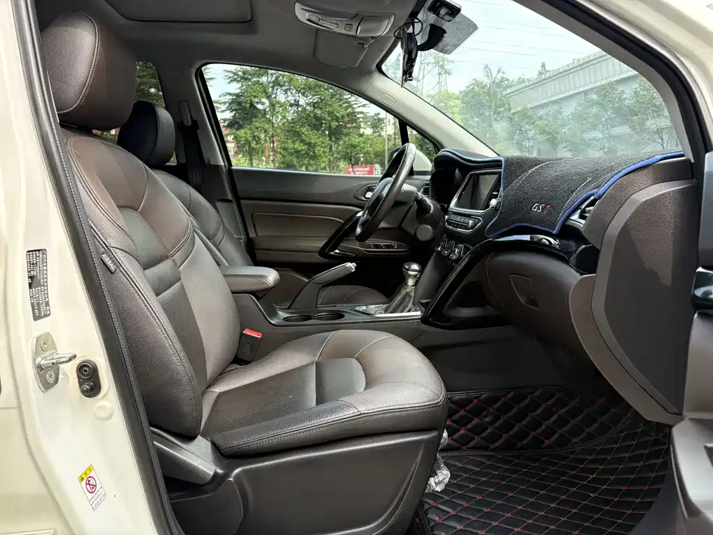 GAC Motor Trumpchi GS4 2015