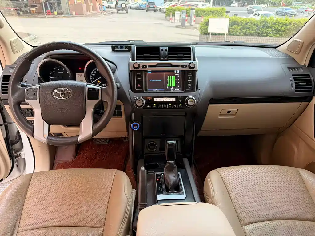 Toyota Prado 2016 — фото 7