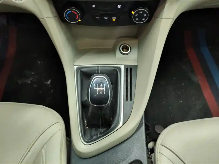 Buick Excelle 2020 — фото 16