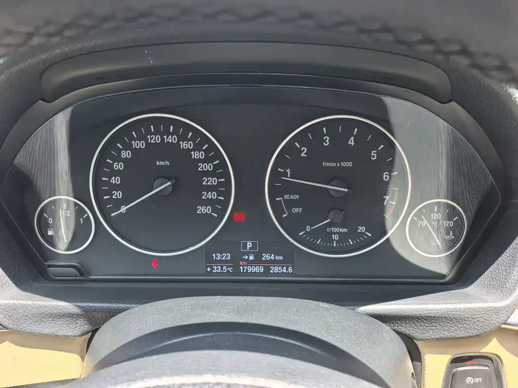 BMW 3 Series 2013 — фото 16