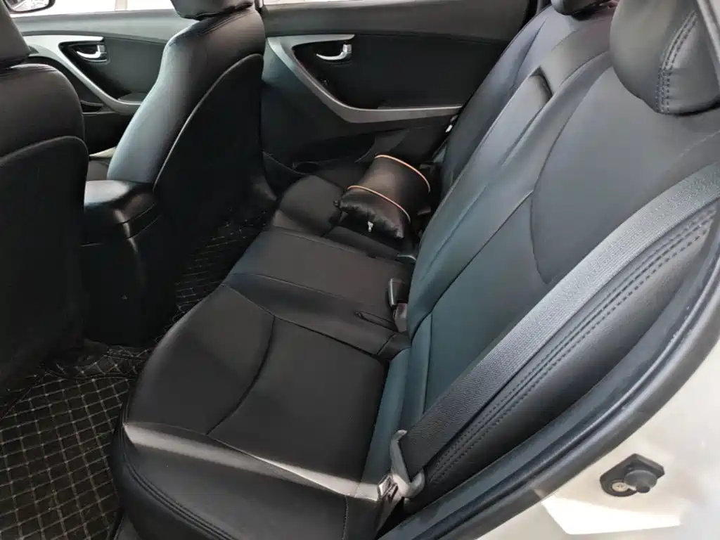 Hyundai Elantra Langdong 2016 — фото 17