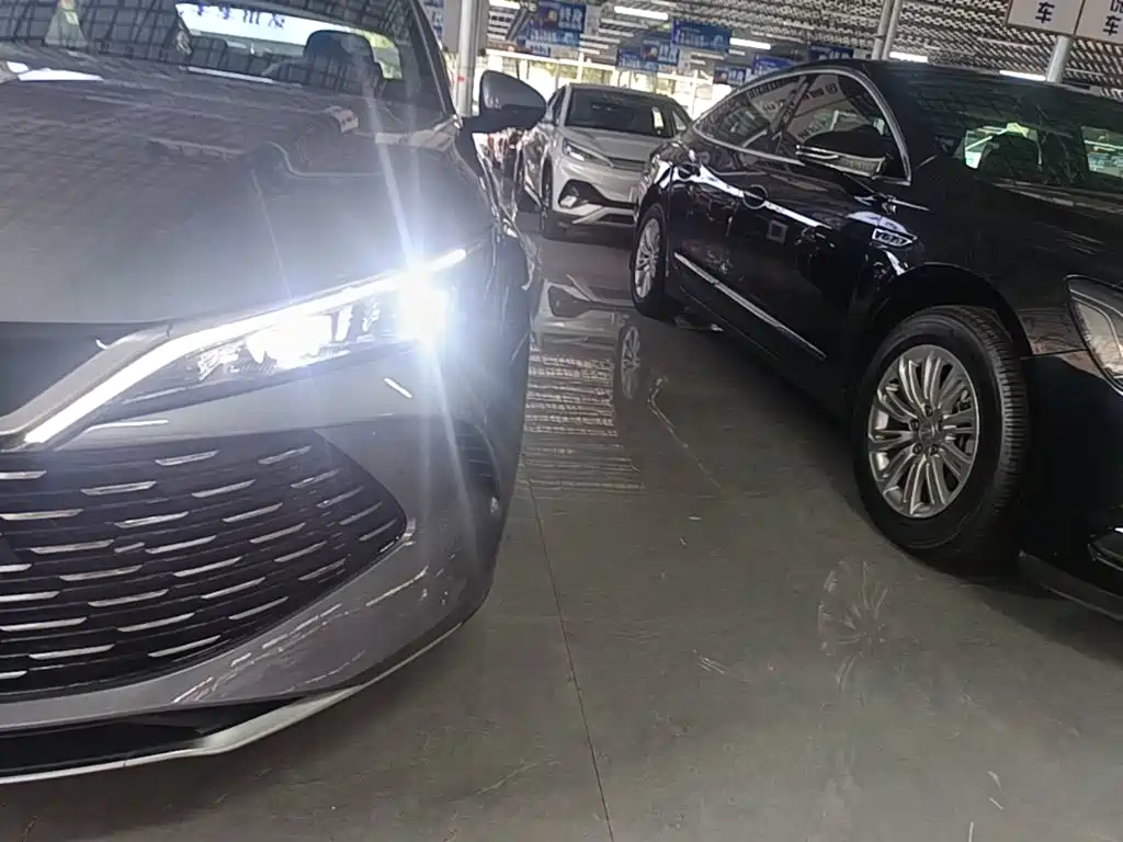 BYD Qin L 2025 — фото 24