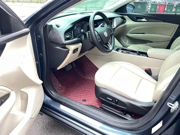 Buick Regal 2020
