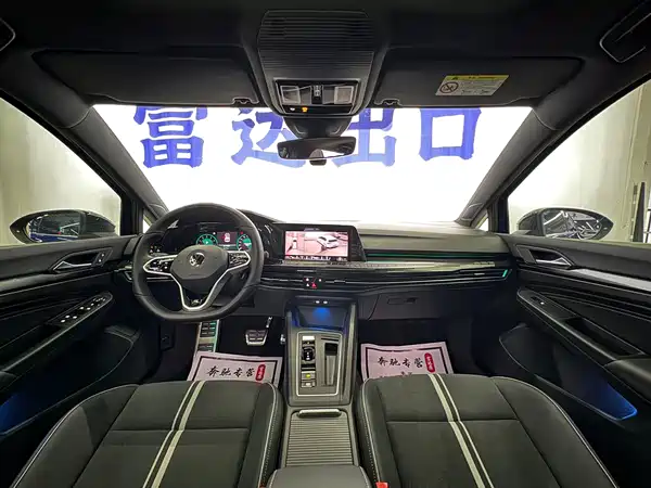 Volkswagen Golf 2022