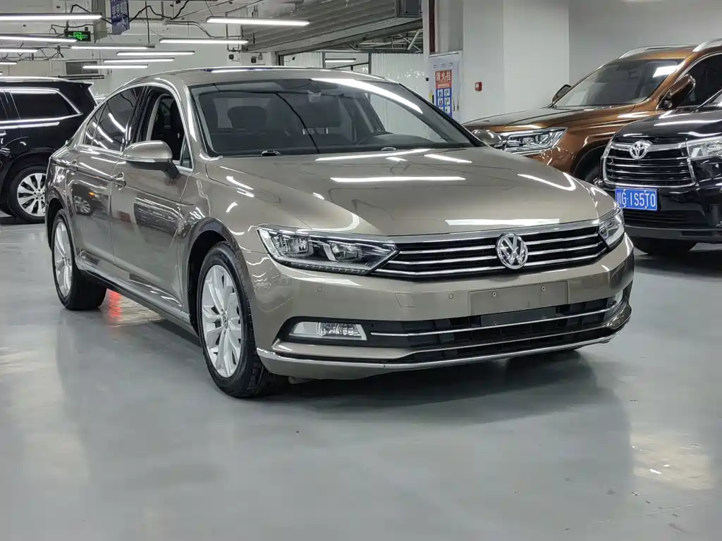 Volkswagen Magotan 2018 — фото 3