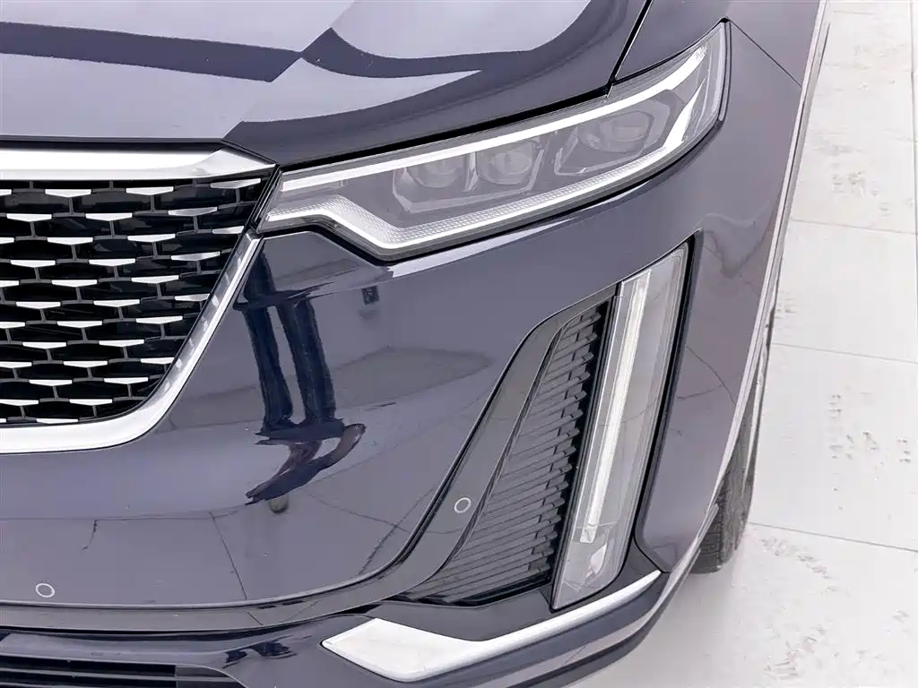 Cadillac XT6 2021 — фото 14