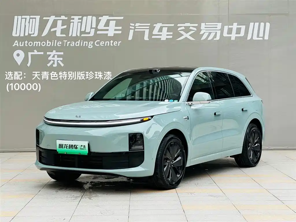 Li Auto Li L6 2025