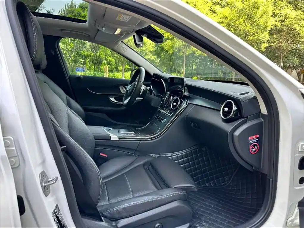 Mercedes-Benz C-Class 2021 — фото 11