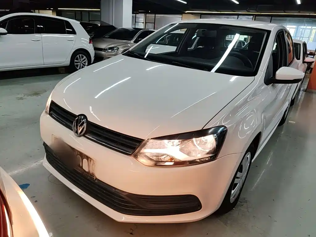 Volkswagen Polo 2018 — фото 1