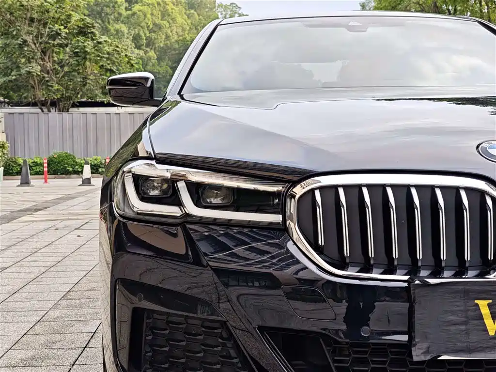 BMW 5 Series 2023 — фото 4