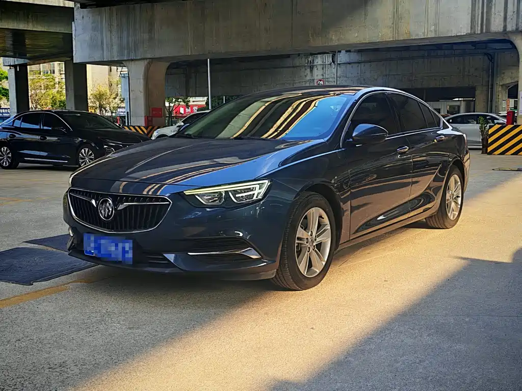 Buick Regal 2020 — фото 1