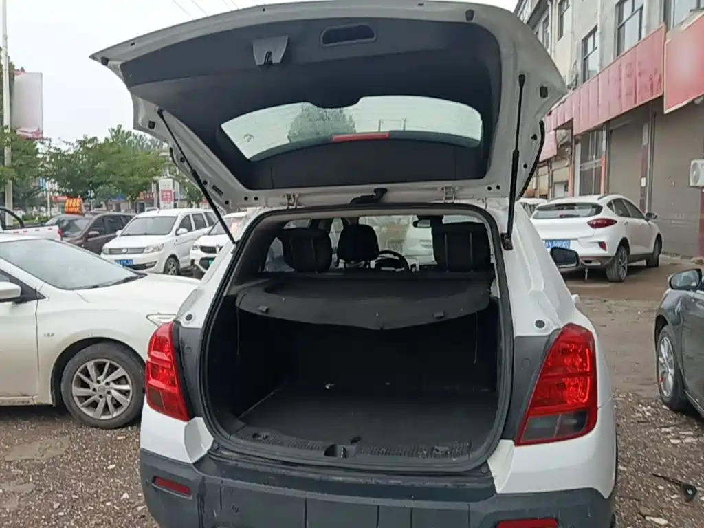 Chevrolet Trax 2016 — фото 19