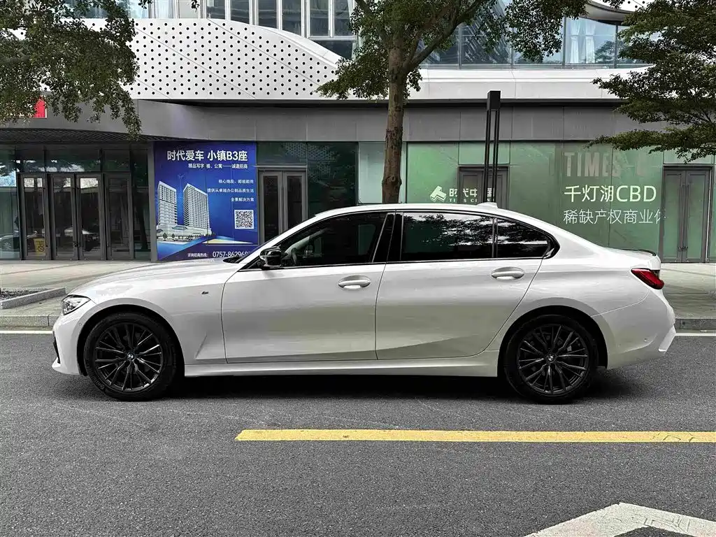 BMW 3 Series 2020 — фото 10