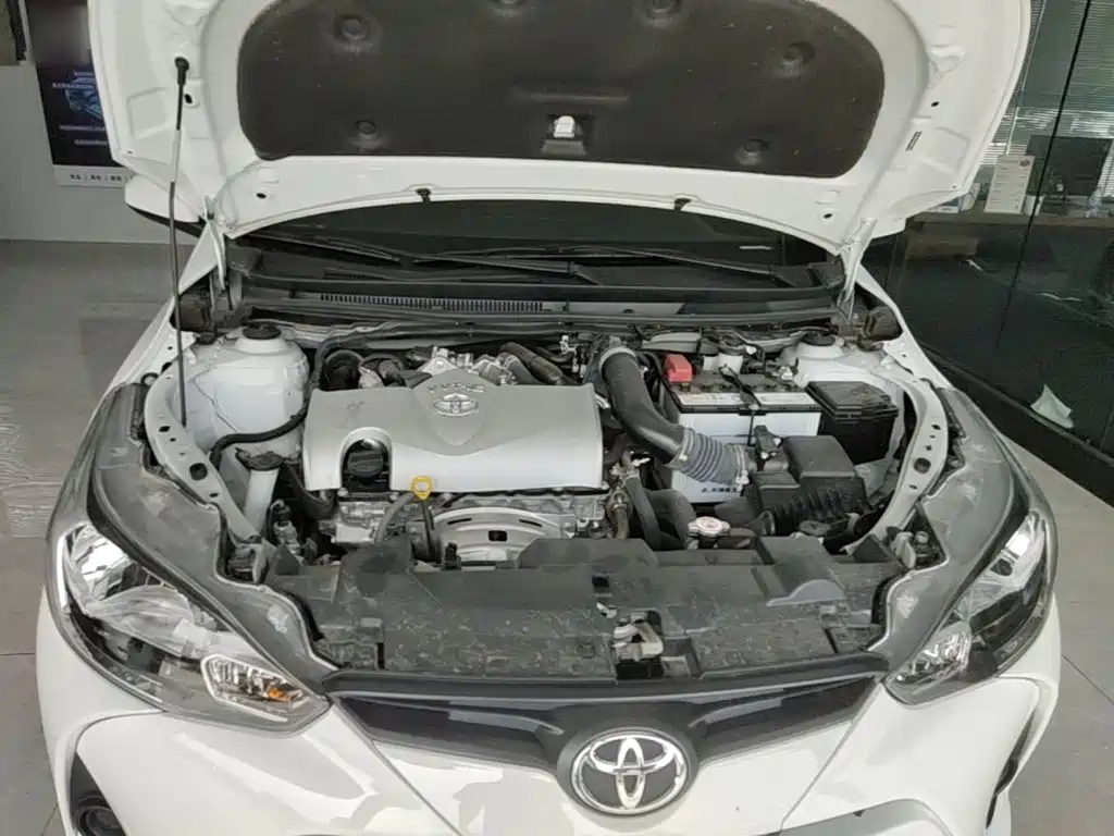Toyota Yaris L 2021 — фото 20