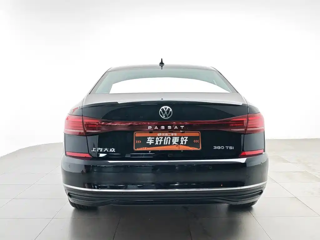 Volkswagen Passat 2025