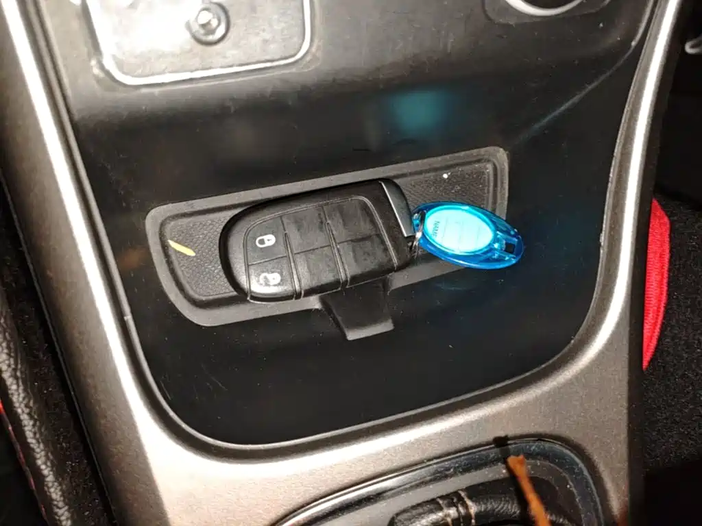 Jeep Compass 2017 — фото 9