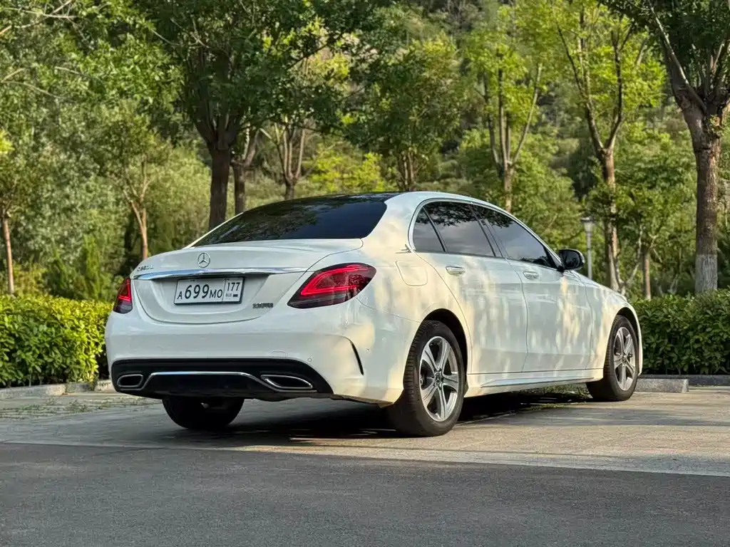 Mercedes-Benz C-Class 2021