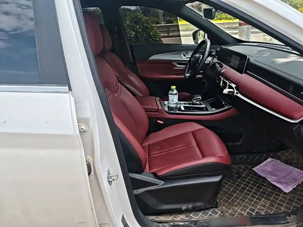 Jetour Jietu X70 PLUS 2025 — фото 25