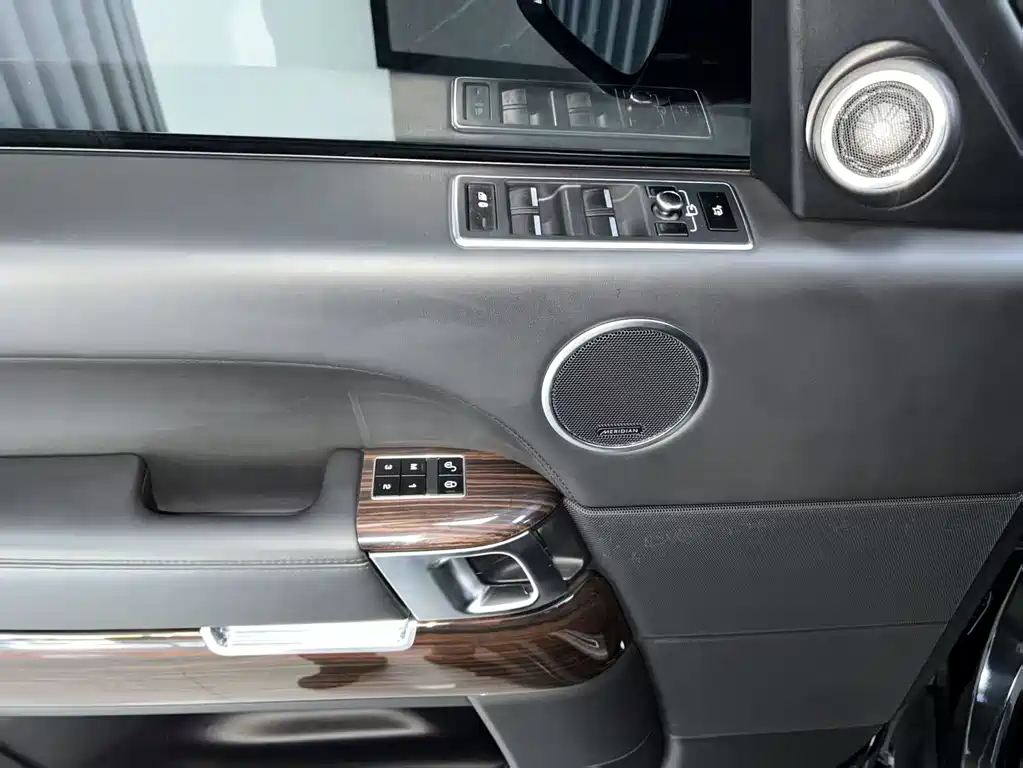 Land Rover Range Rover 2014 — фото 20