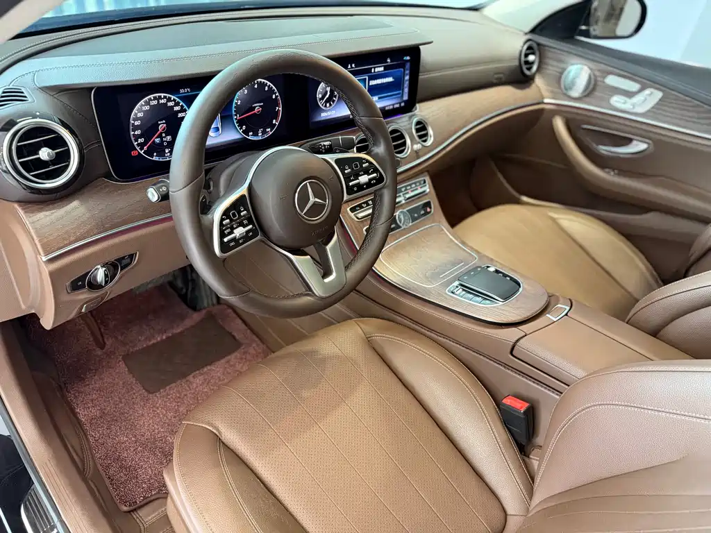Mercedes-Benz E-Class 2020 — фото 3