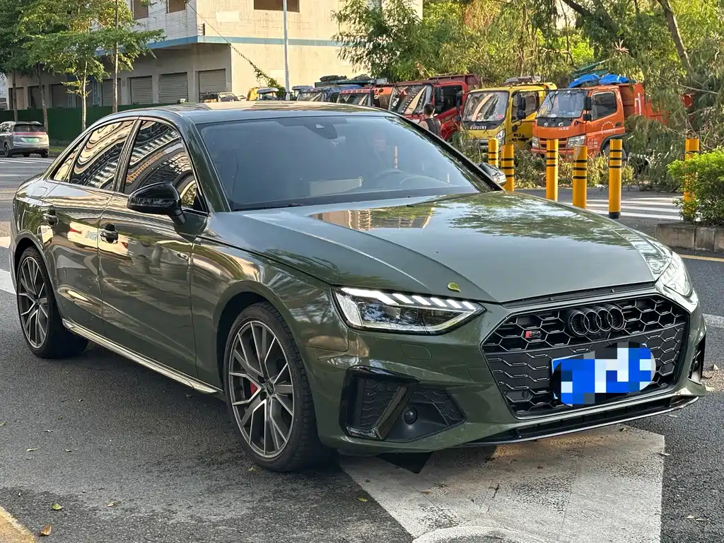 Audi S4 2025