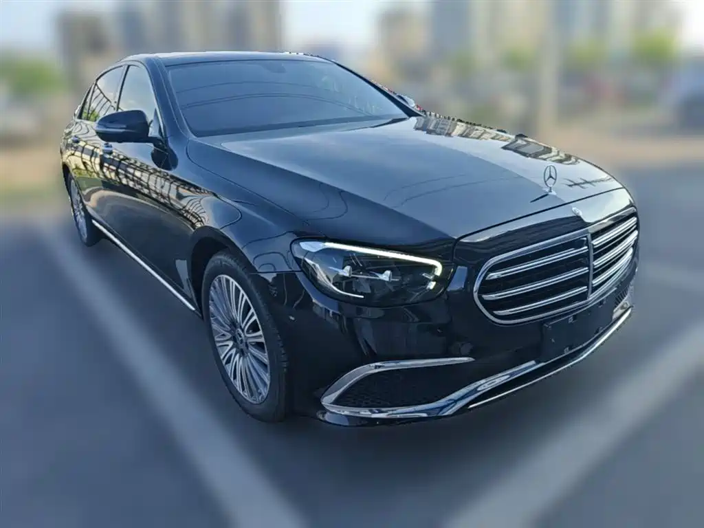 Mercedes-Benz E-Class 2022 — фото 7
