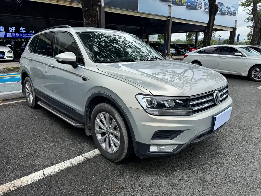 Volkswagen Tiguan L 2017