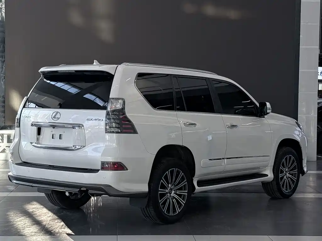Lexus GX 2012