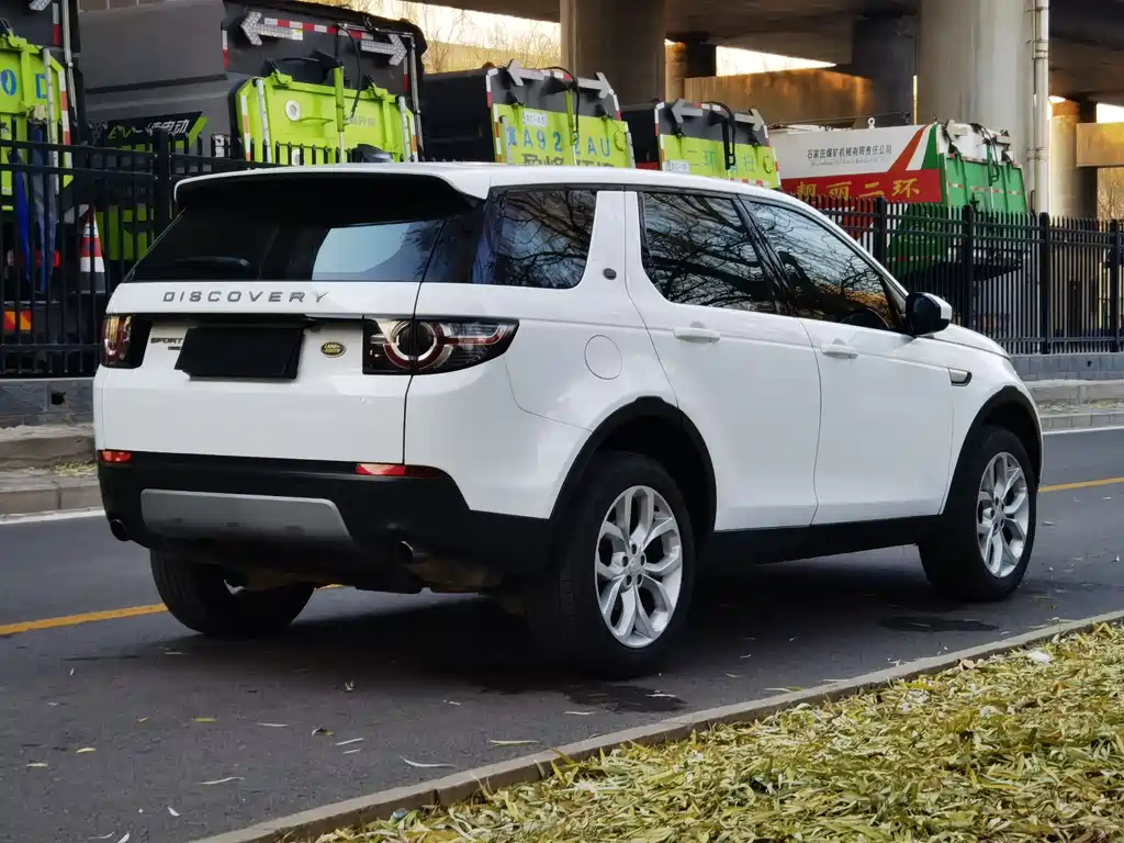 Land Rover Discovery Sport 2018 — фото 4