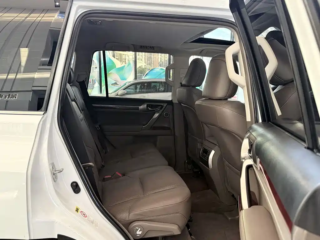 Lexus GX 2012