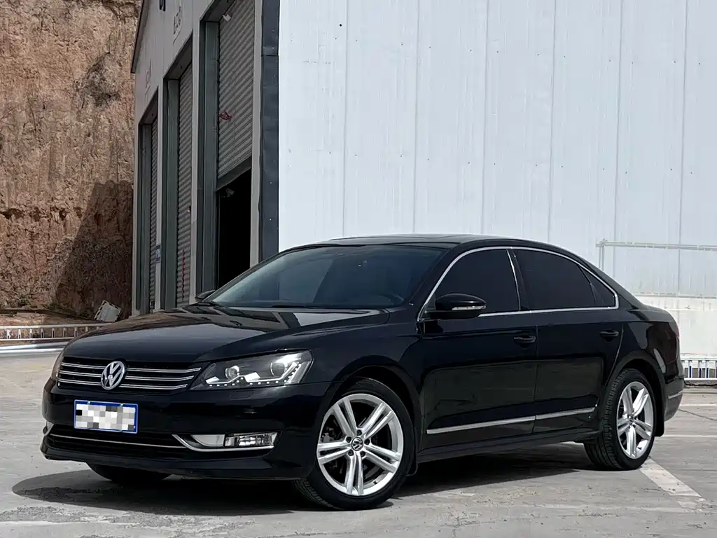 Volkswagen Passat 2016 — фото 1