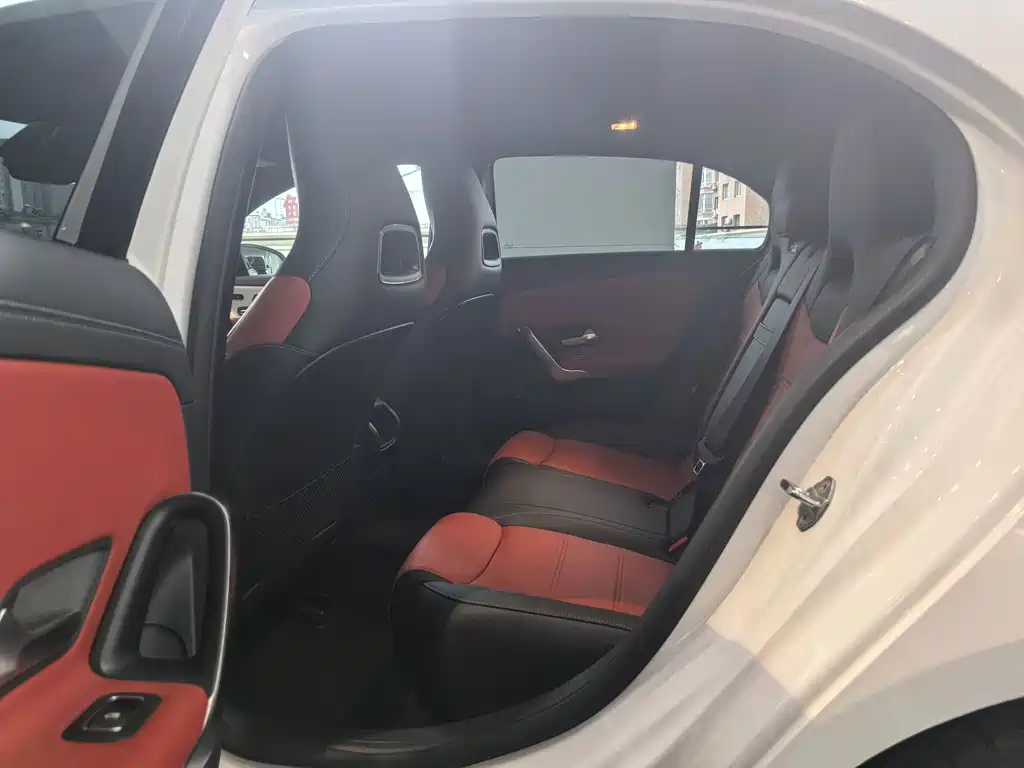 Mercedes-Benz A-Class AMG 2023 — фото 11